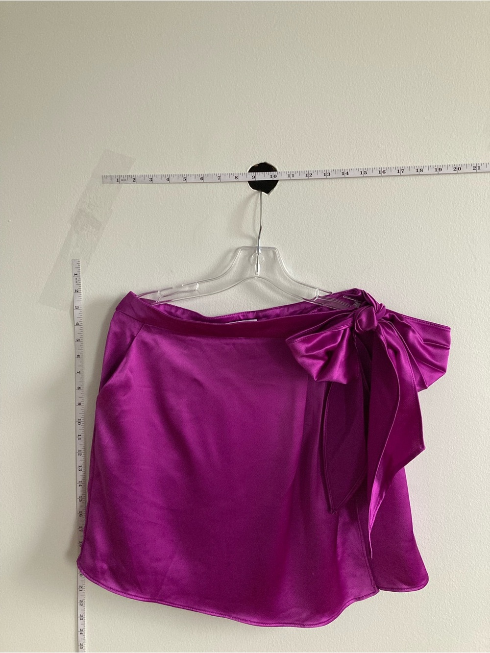 Nonchalant Large Carrie Bow Bratz Satin Gretchen Barbie Elle Blonde Wrap Skirt - Picture 6 of 9